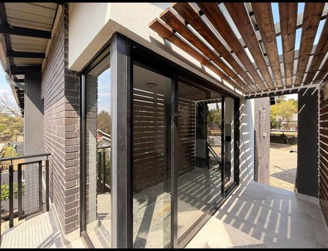 1 BEDROOM PROPERTY TO RENT IN ALPHEN PARK
